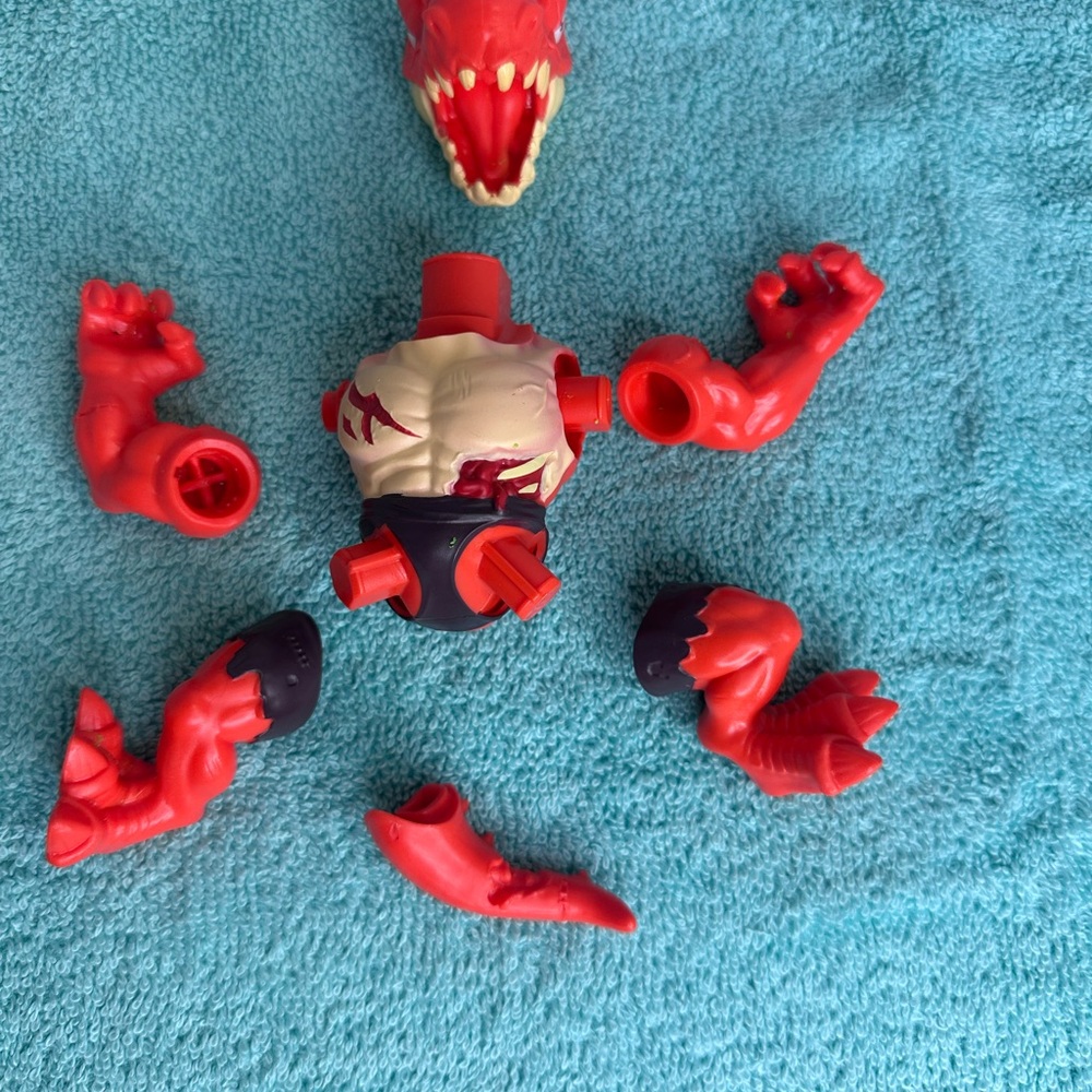 Zuru Smashers Horror House Dinosaur / Dino / T-Rex Figure - Picture 4 of 4